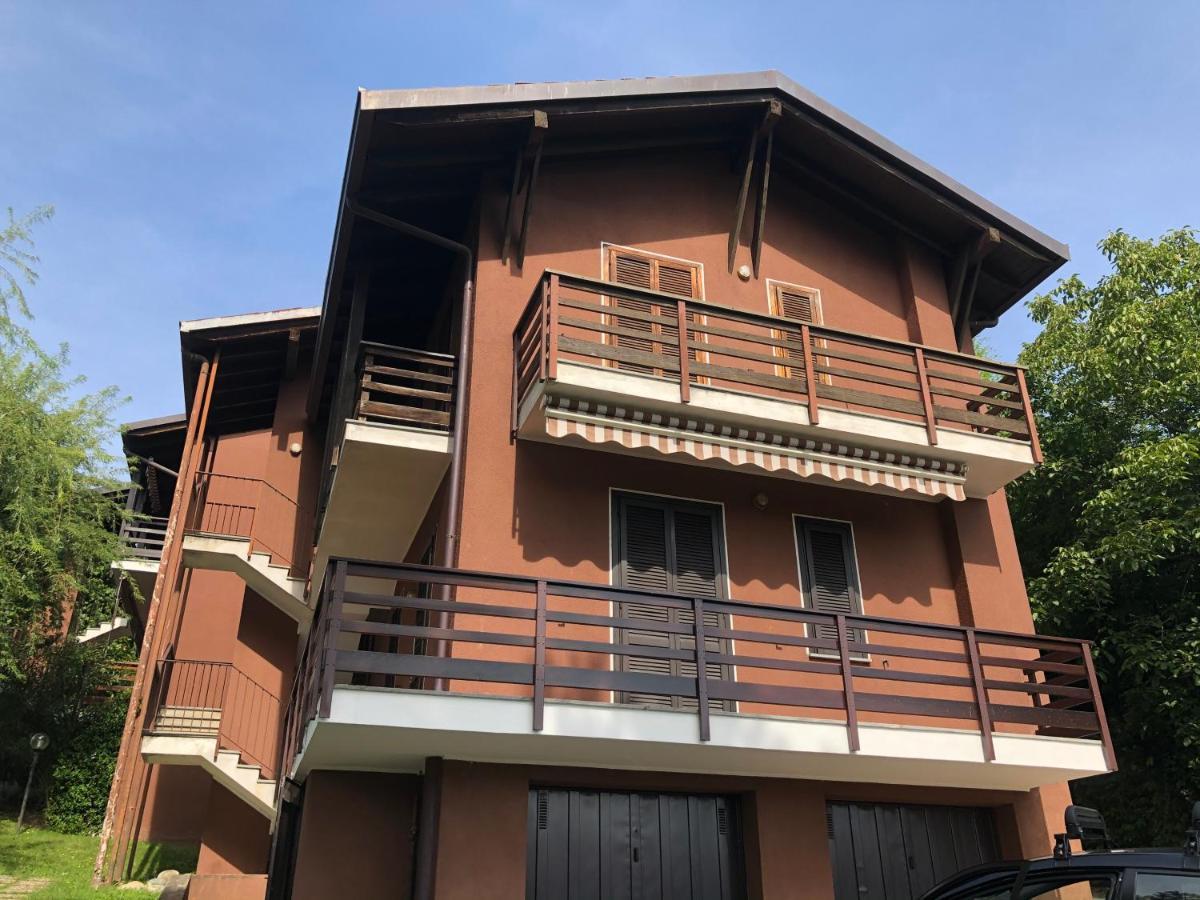 Green Apartment Albavilla Exterior photo